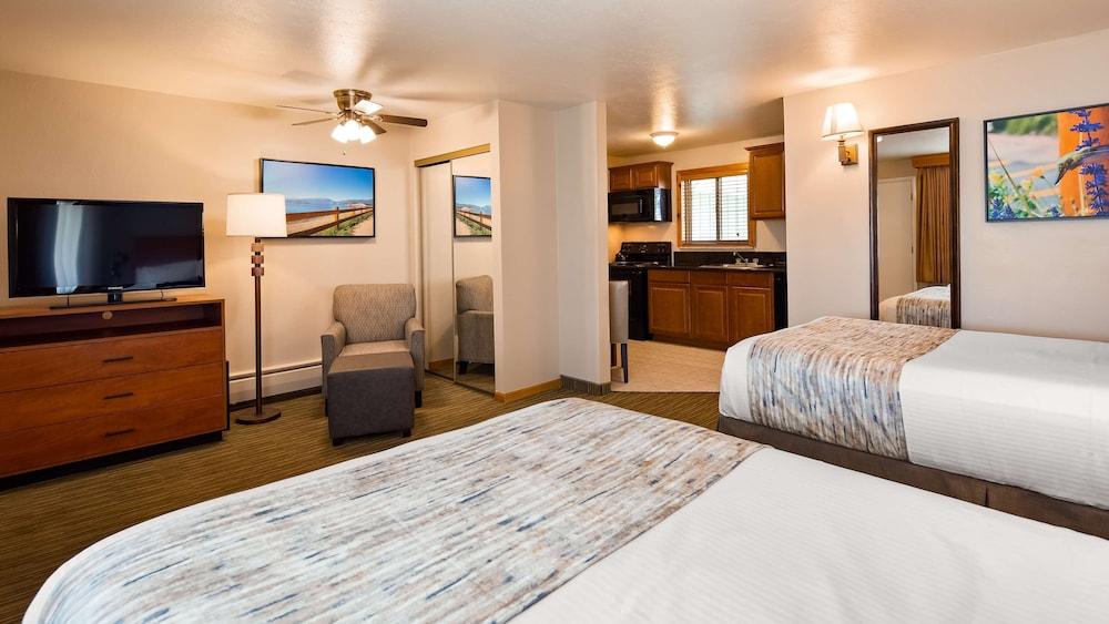 Best Western Ptarmigan Lodge photo 28