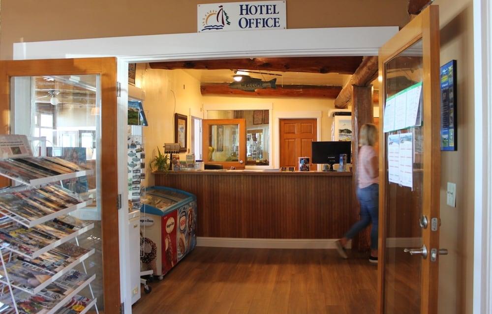 Lopez Islander Resort photo 89