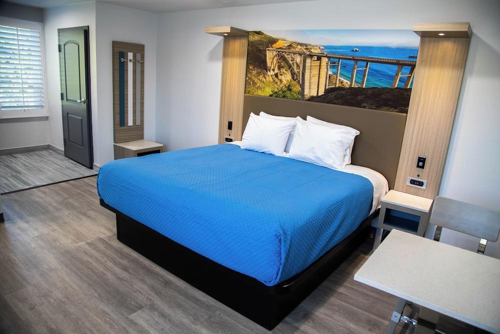 Pico Rivera Inn and Suites photo 12