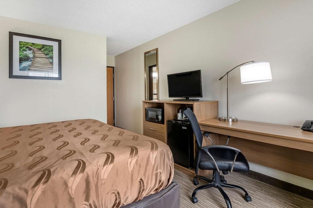 Quality Inn Creston photo 11