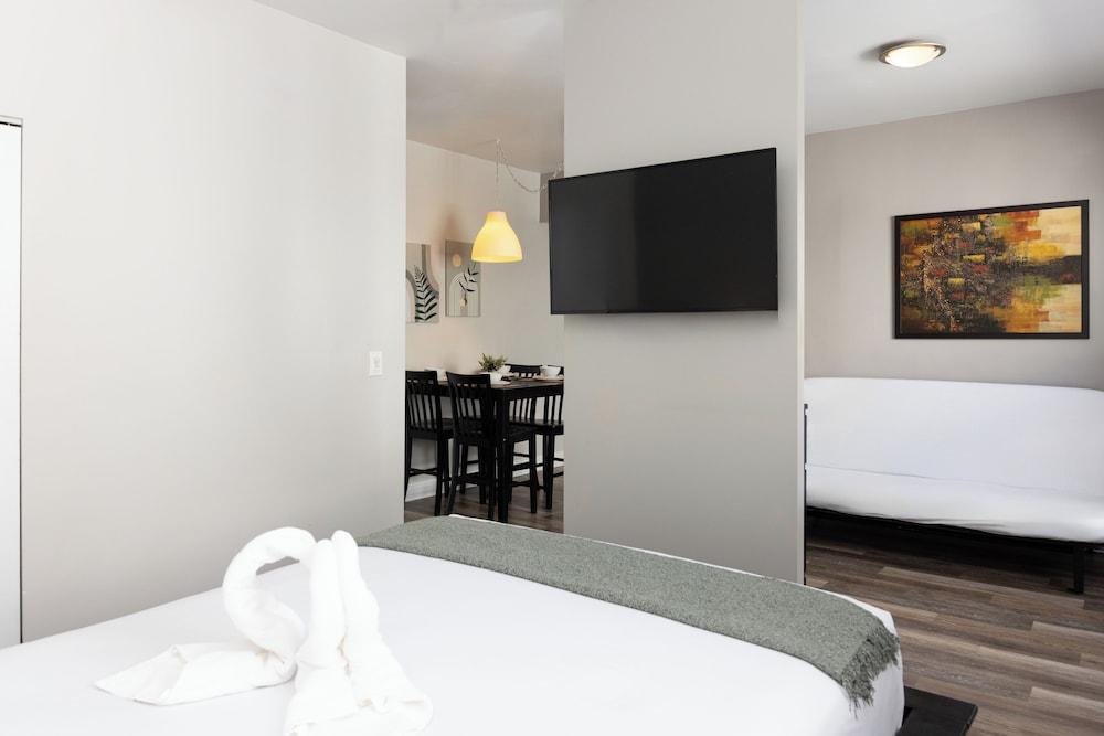 Ocean Reef Suites, South Beach photo 11