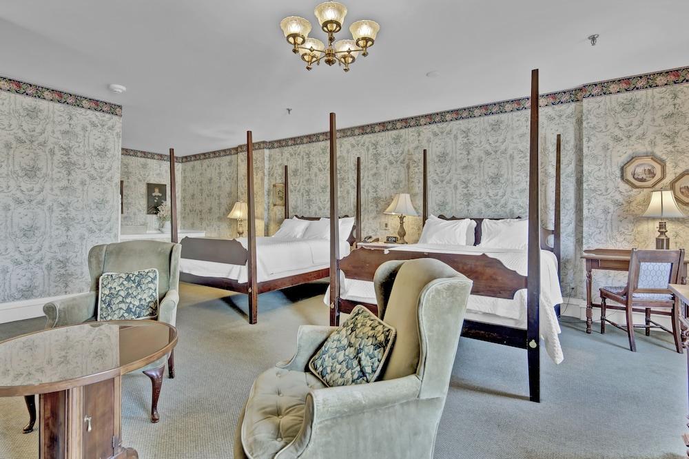 St James Hotel, a Historic Hotel of America photo 30
