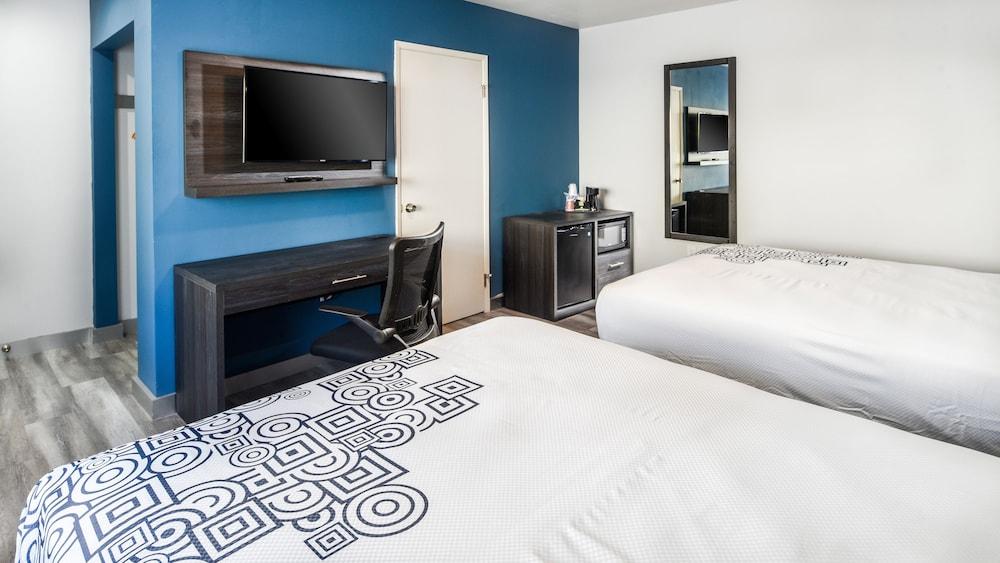 Parkside Inn Anaheim photo 8
