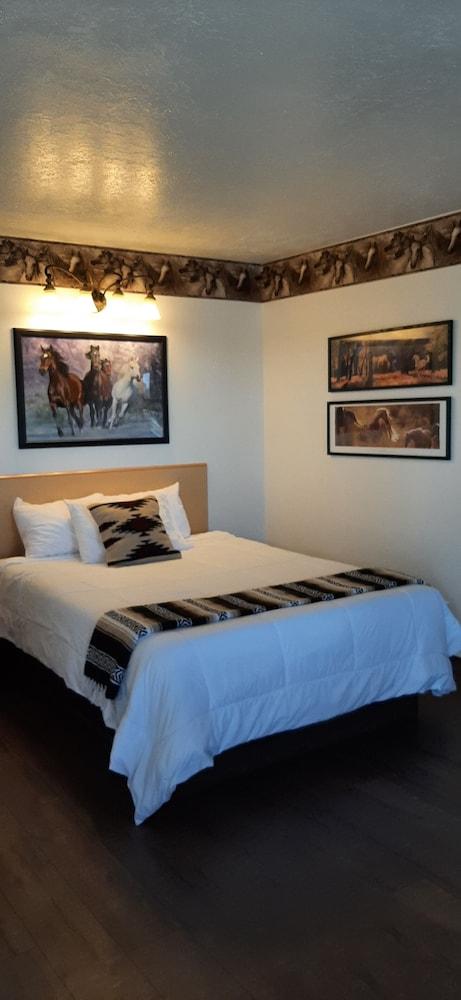 The Riverside Ranch RV Park, Motel & Campground photo 11