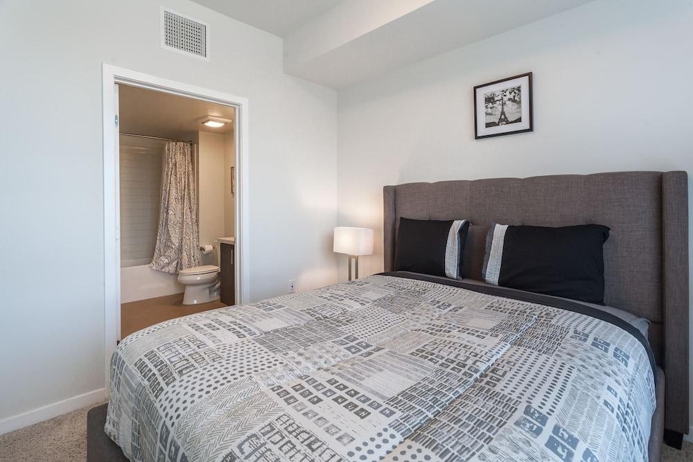 Tripbz Avalo Suites photo 27