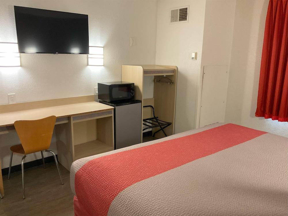 Motel 6 Jackson Airport, Pearl photo 9