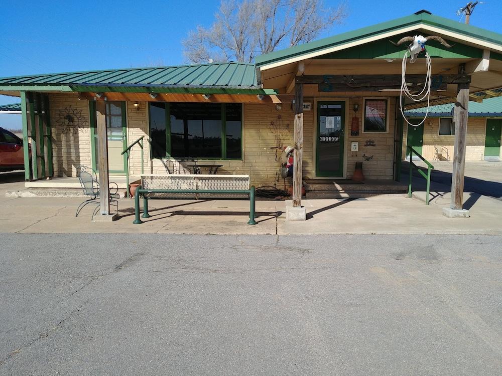 Cactus Inn photo 2