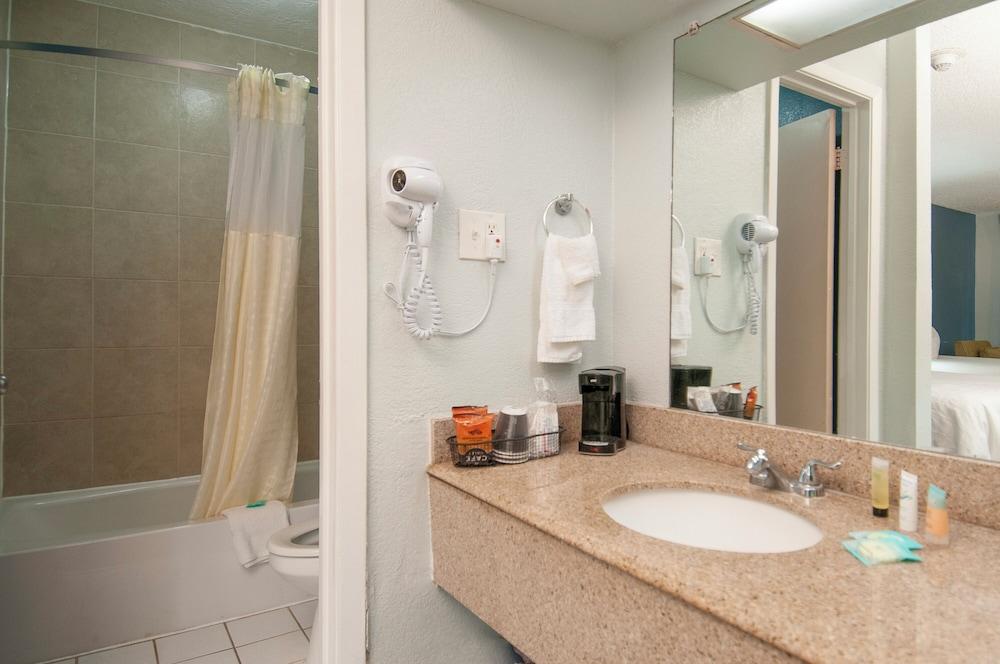 Best Price Motel and Suites photo 10
