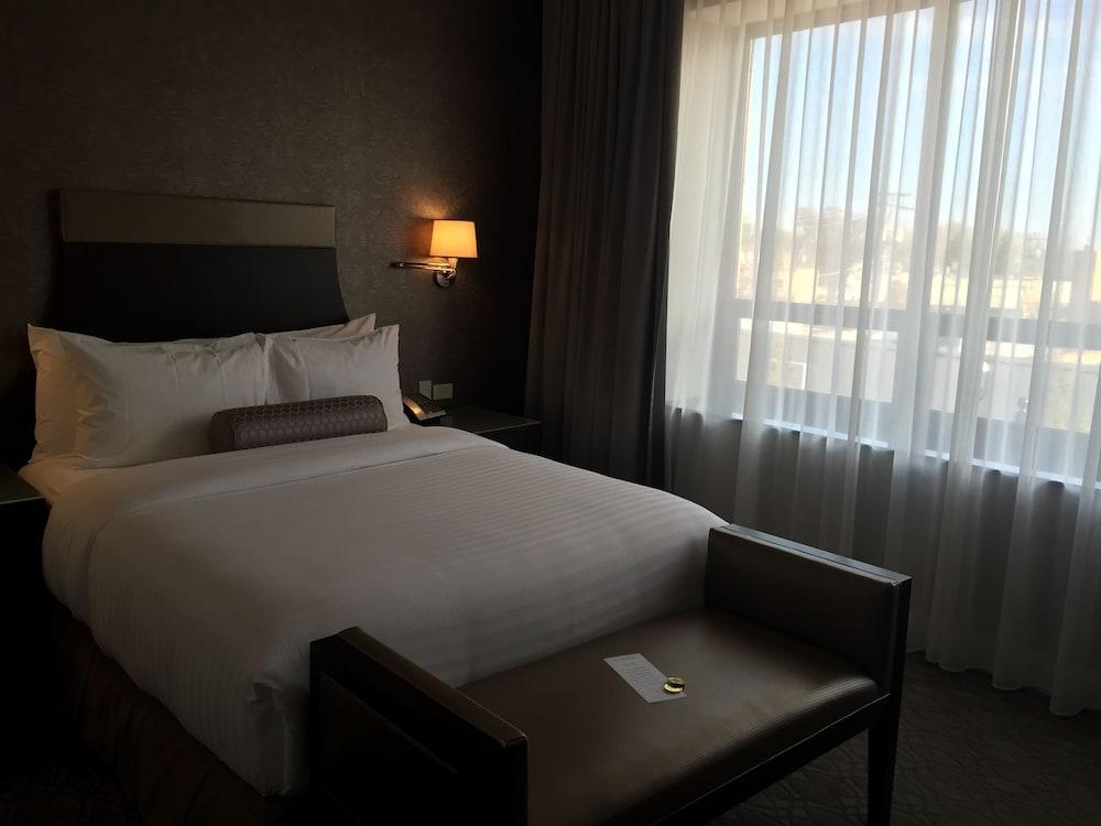 La Banque Hotel photo 26