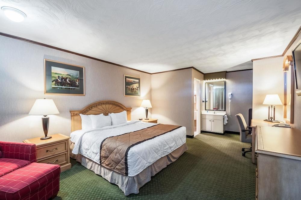Rodeway Inn & Suites Charles Town photo 35