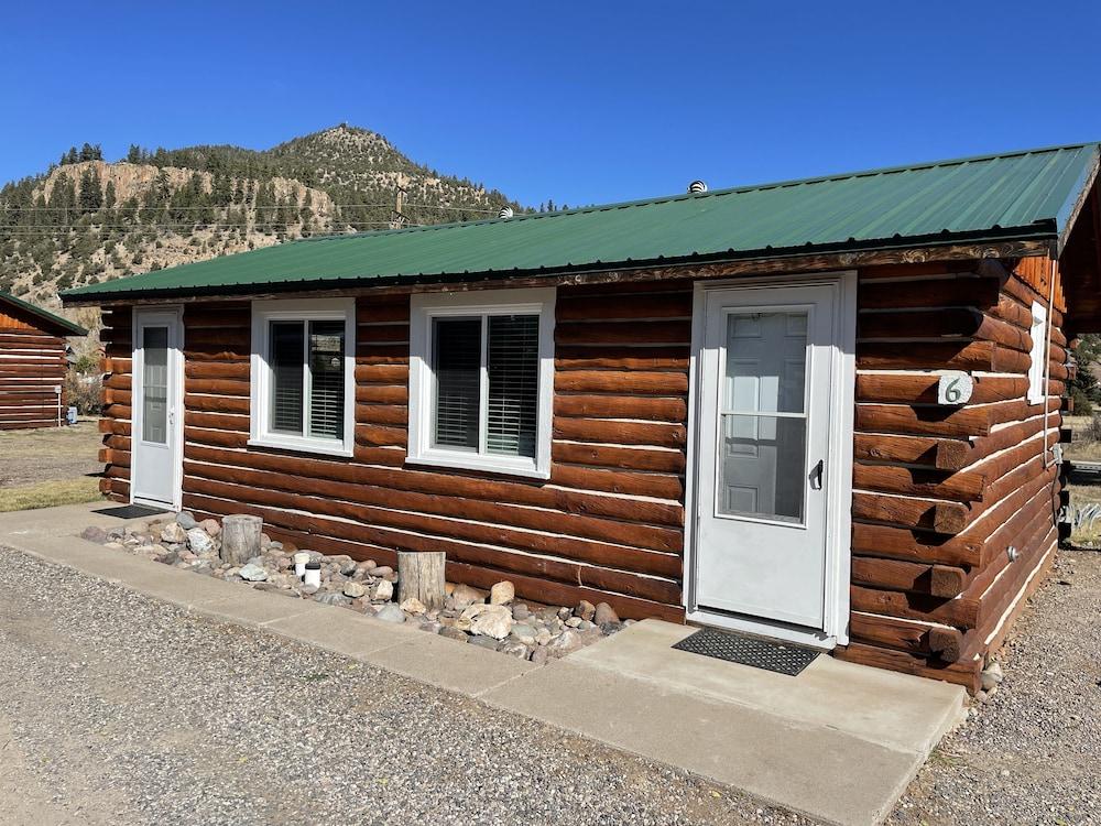 Aspen Ridge Cabins photo 64