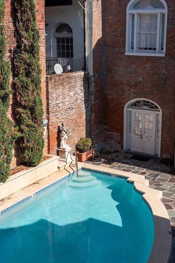 The Manor on St. Philip photo 48