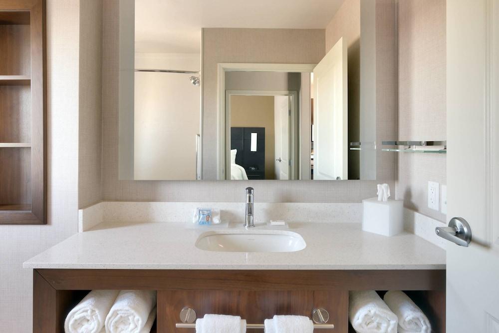 Residence Inn by Marriott Phoenix West/Avondale photo 24