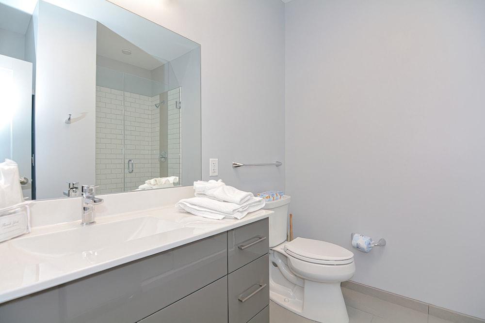 Global Luxury Suites Downtown Providence photo 78