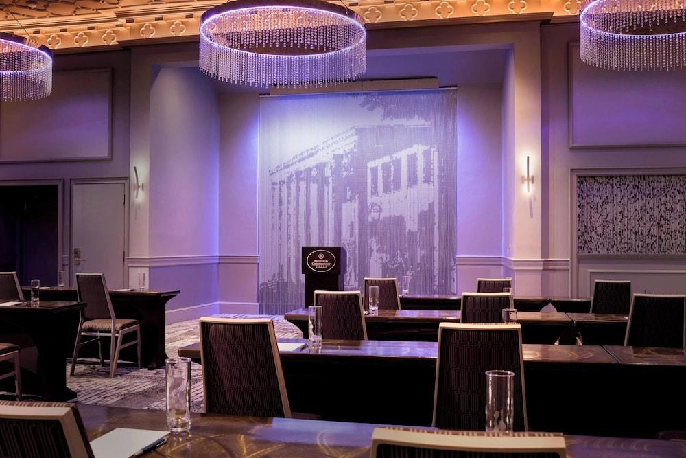 Sheraton Commander Hotel photo 30