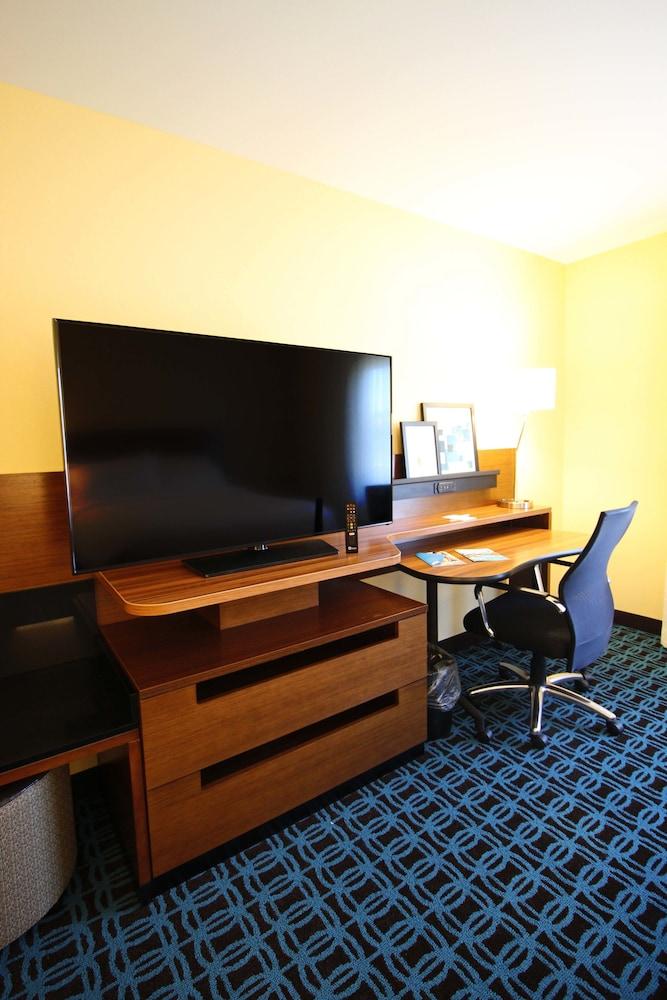 Fairfield Inn & Suites by Marriott London photo 11