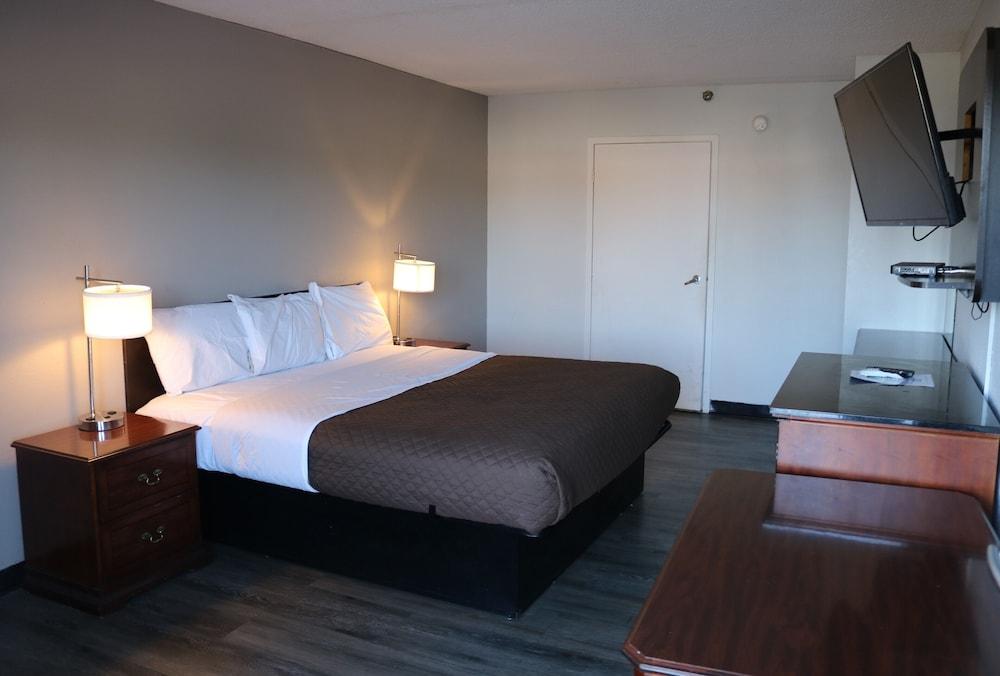Rodeway Inn Brooklawn photo 6