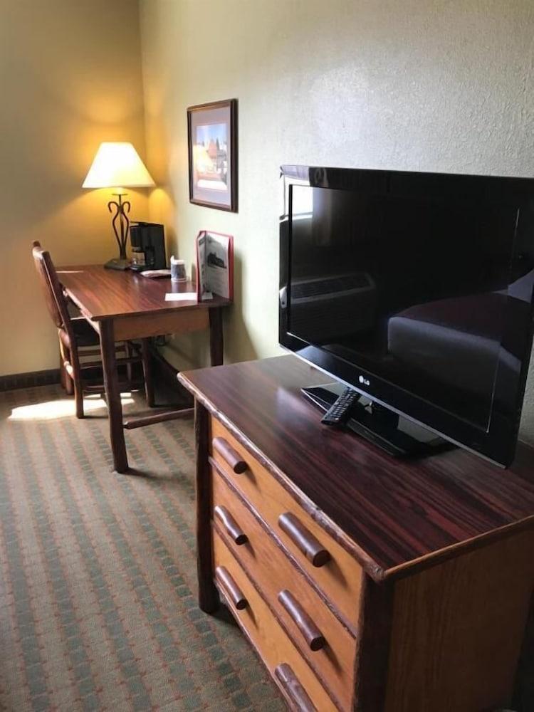 Santas Lodge and Resort photo 6
