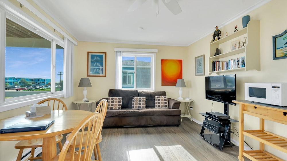 Montauk Oceanside Suites photo 19