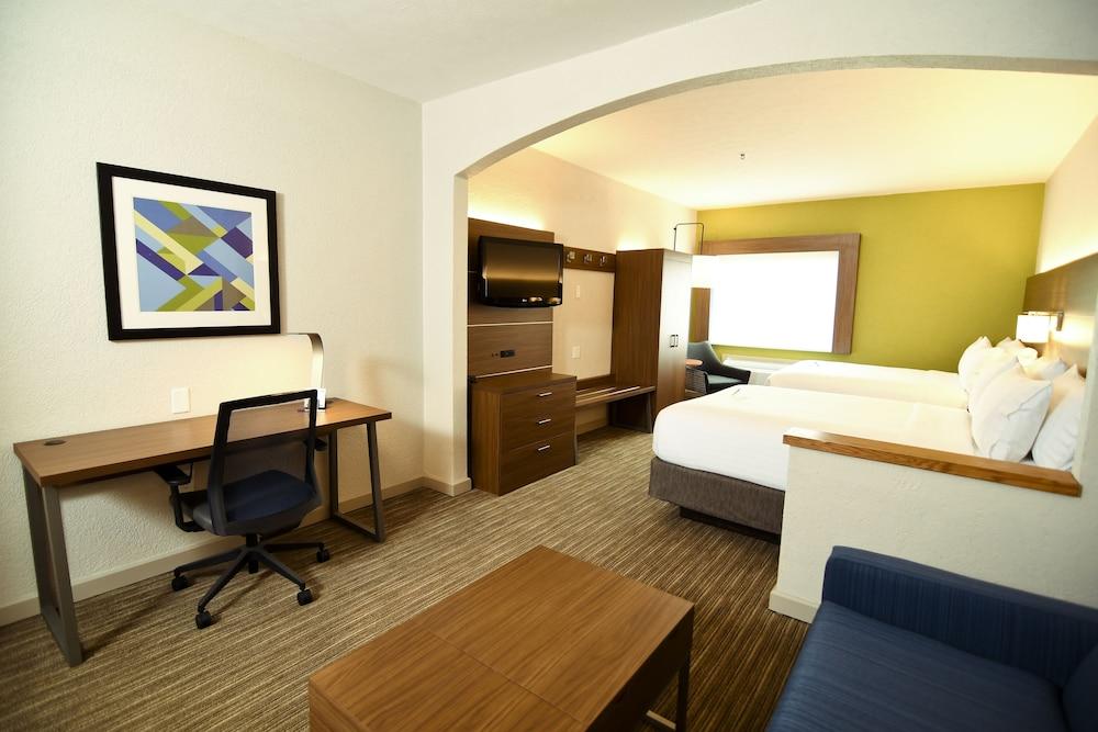Holiday Inn Express Hotel & Stes Port Clinton-Catawba Island by IHG photo 13