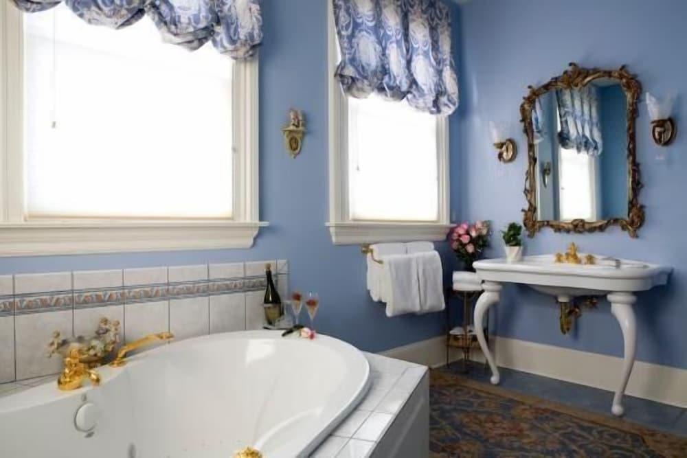 Inn at 202 Dover photo 16