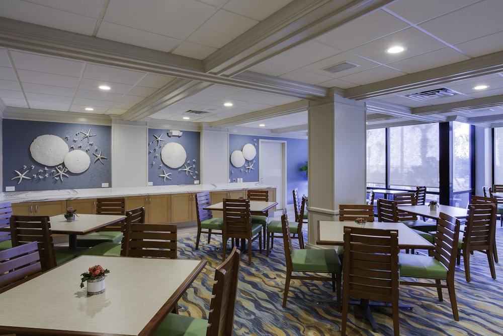 Nautilus Inn photo 33