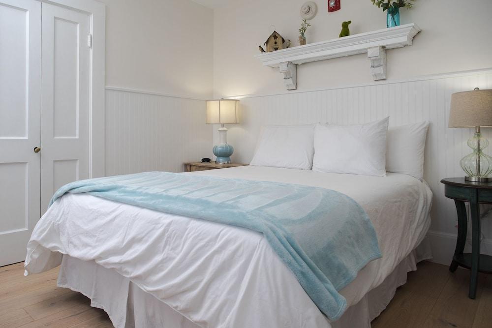 Marginal Way House Hotel photo 9