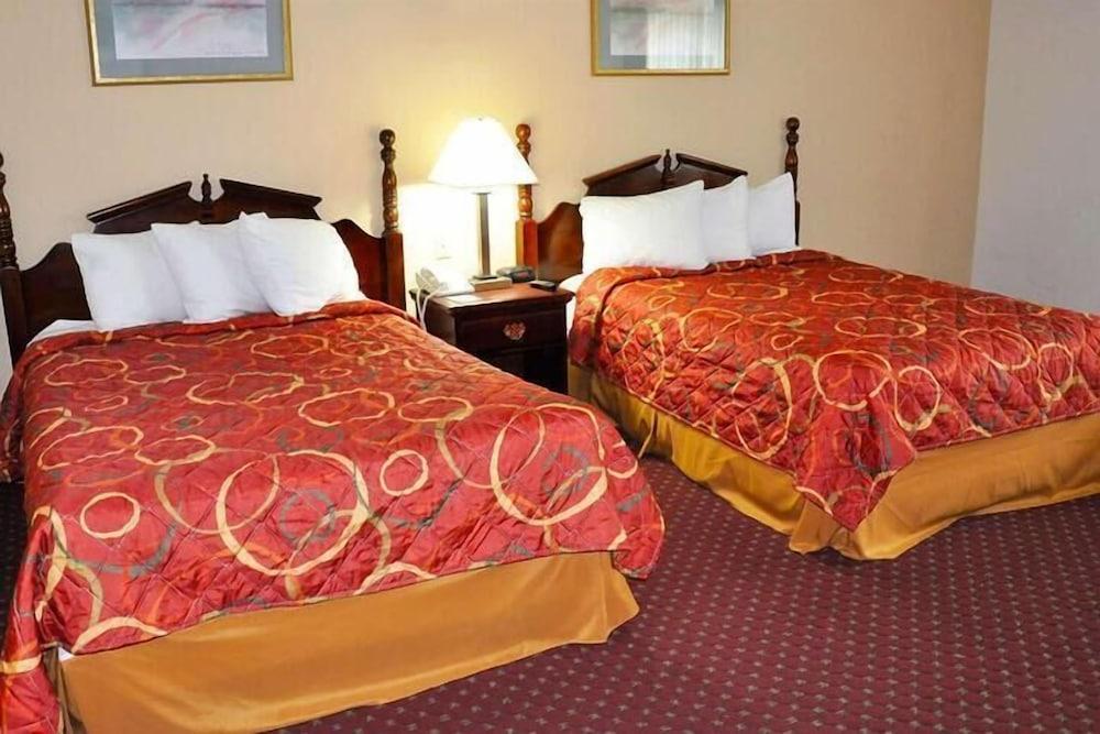 Avalon Inn photo 2