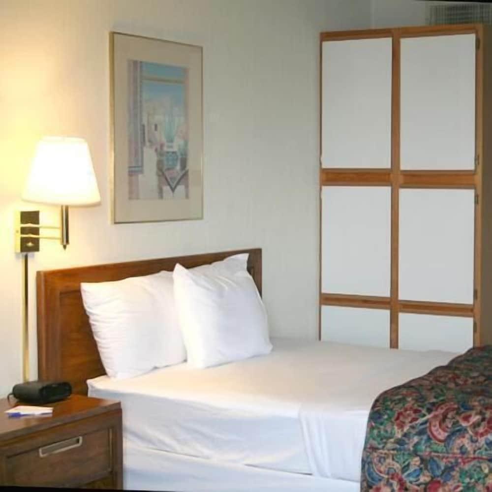 Ridge Crest Hotel photo 5