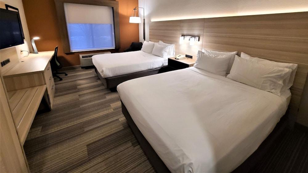 Holiday Inn Express Newton Falls by IHG photo 8