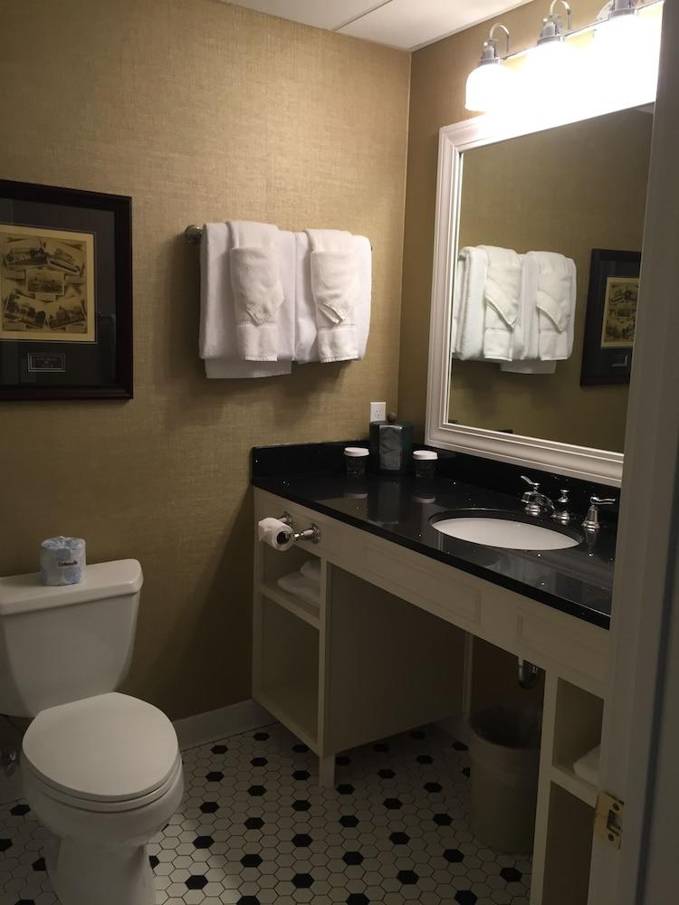 Perry Hotel photo 29