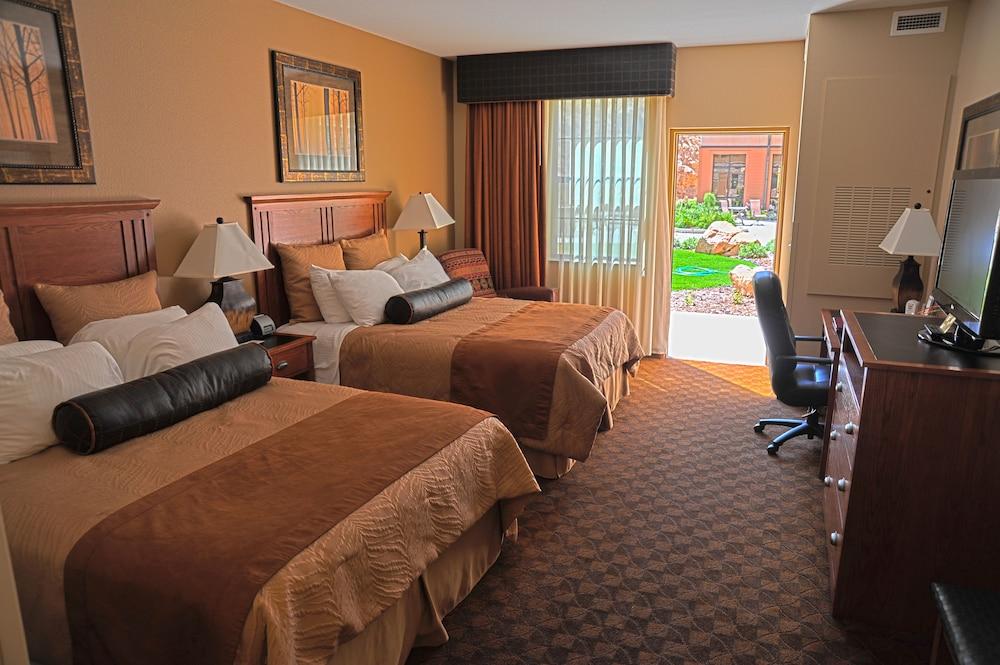 The Lodge at Deadwood Gaming Resort photo 5