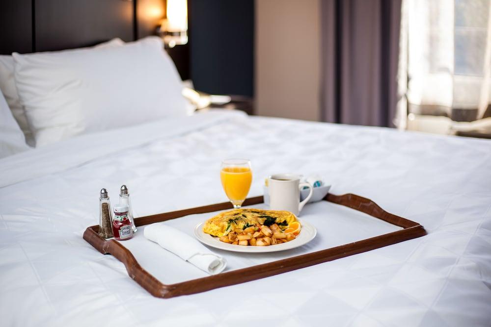 Holiday Inn Hotel & Suites Tallahassee Conference Ctr N by IHG photo 29
