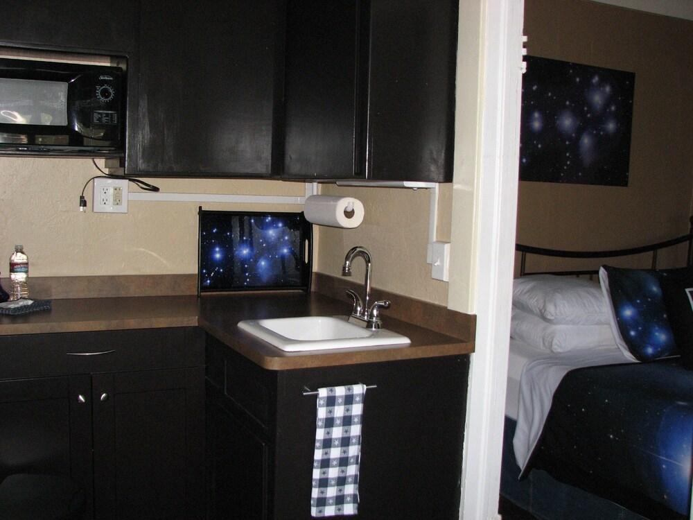 Cottonwood Hotel photo 71
