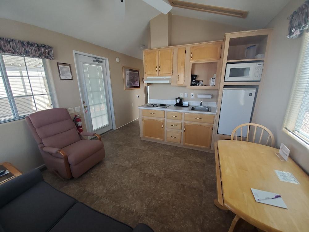Voyager Resort Inn photo 9