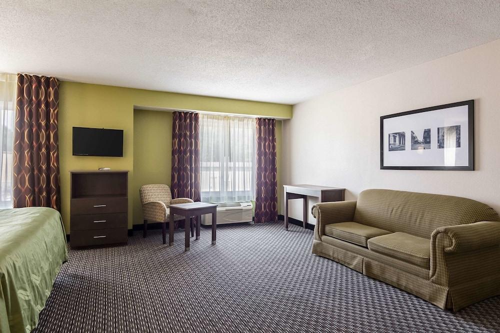 Quality Inn Warsaw near Rappahannock River photo 11