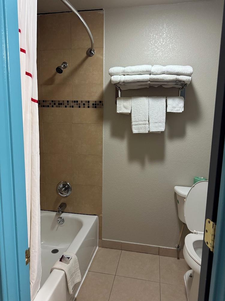 Executive Inn Crystal City photo 10