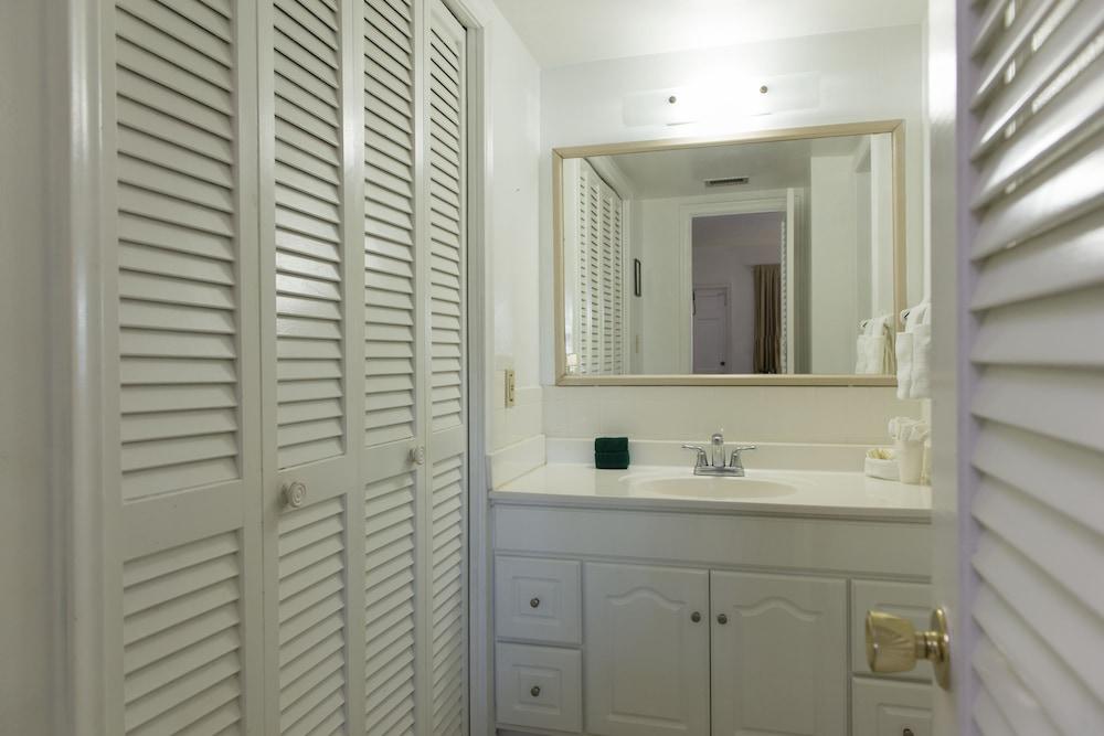 Carriage House Resort Motel photo 7