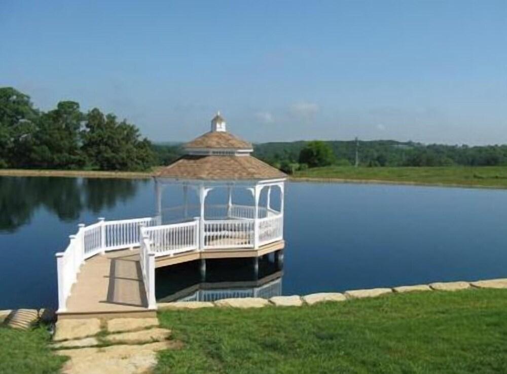 Lefevre Inn and Resort photo 43