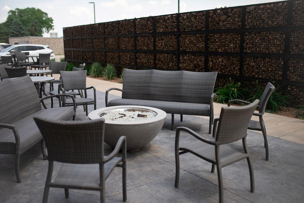 Holiday Inn Express & Suites Onalaska La Crosse Area by IHG photo 22
