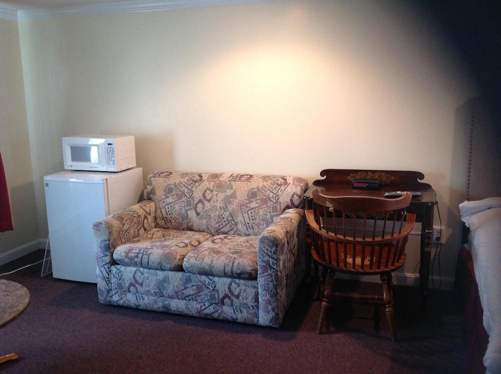 The Tides Motel photo 7