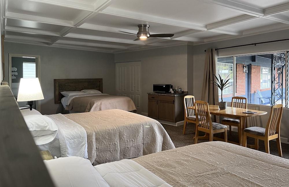 BlueGem Motel photo 36