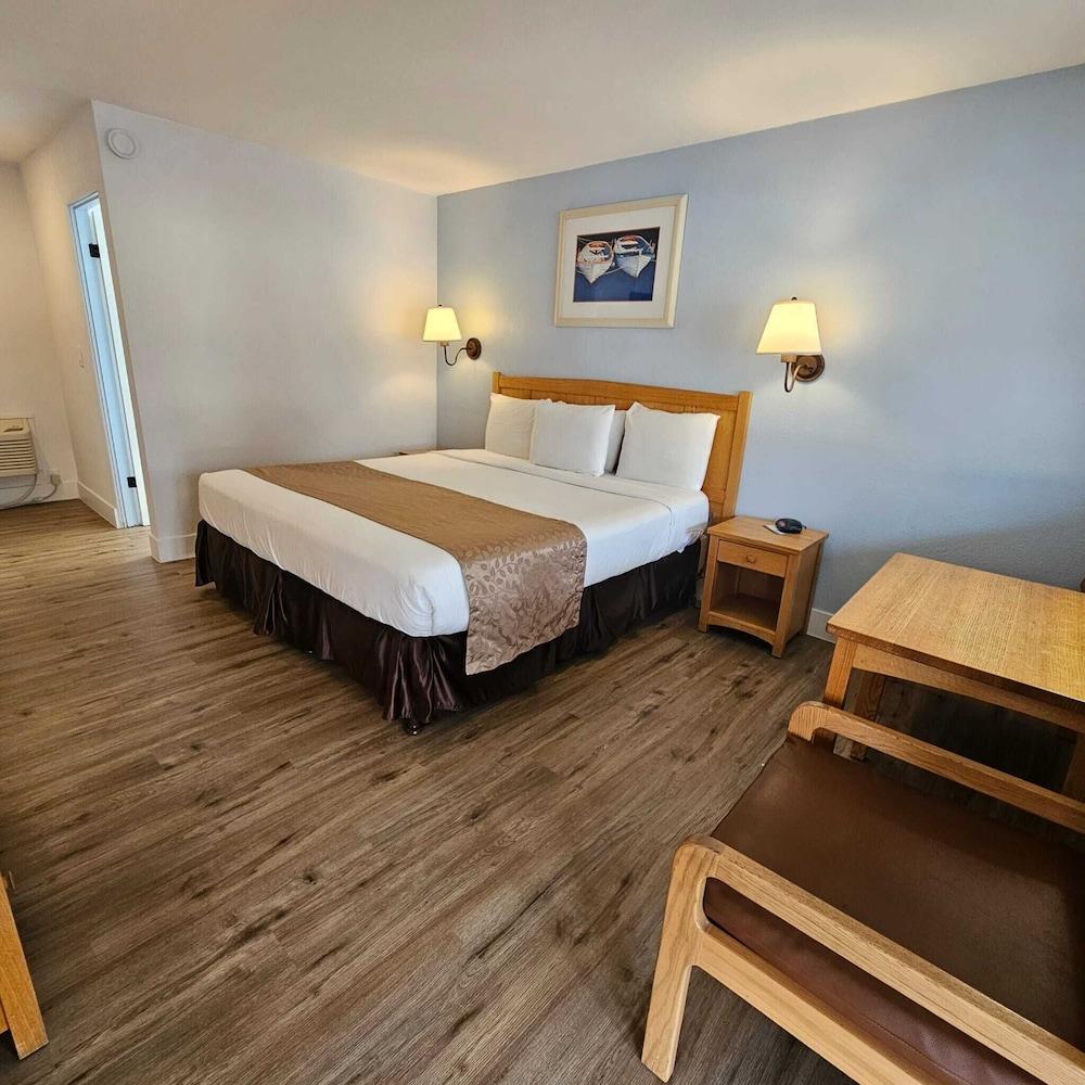 Skylark Shores Resort photo 40