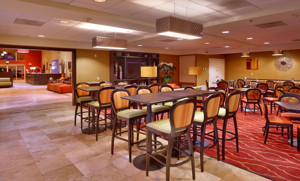 Hampton Inn & Suites by Hilton Mesquite photo 24