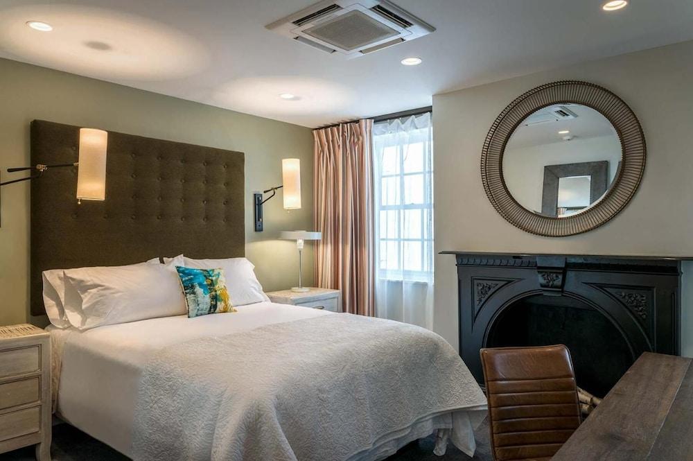 Inn On Camac photo 18