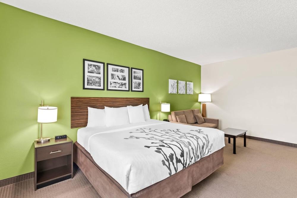 Sleep Inn & Suites Dripping Springs - Austin Area photo 49