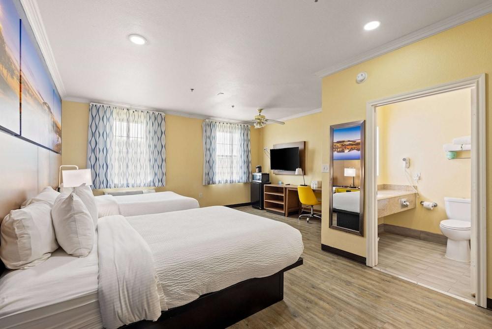 Days Inn & Suites by Wyndham Euless DFW Airport South photo 58