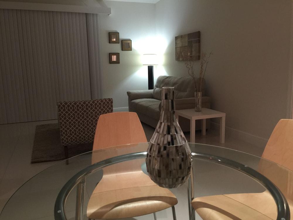 LYX Suites at Merrick Park in Coral Gables photo 42