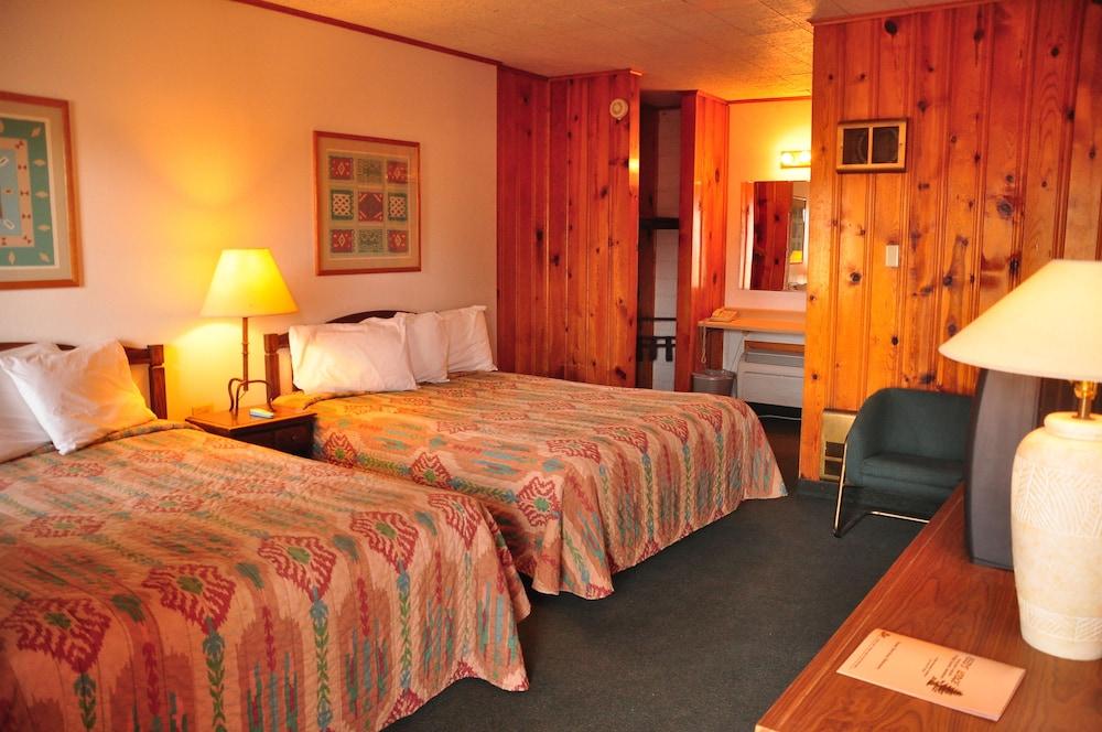 Reed's Lodge photo 15