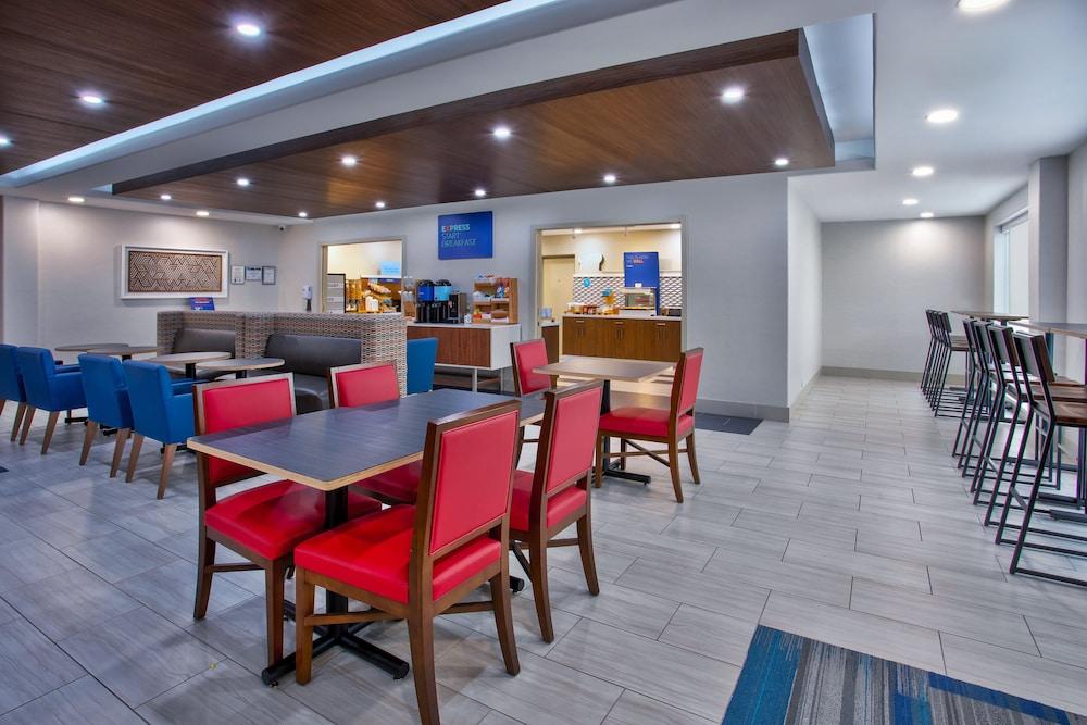 Holiday Inn Express & Suites Houston West - Katy by IHG photo 32